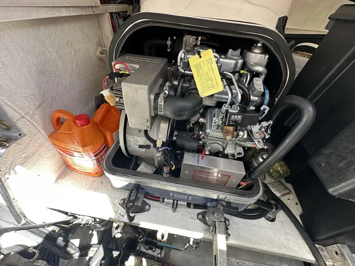 Zahora Yacht Photos Pics 