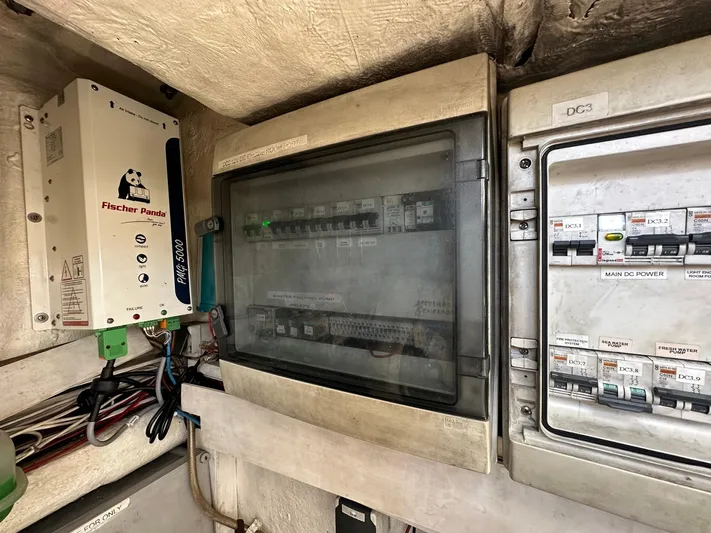 Zahora Yacht Photos Pics 