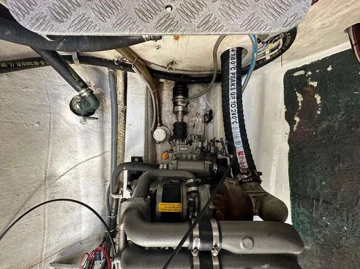 Zahora Yacht Photos Pics 