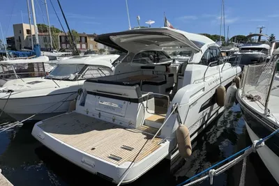 2020 Jeanneau Leader 36