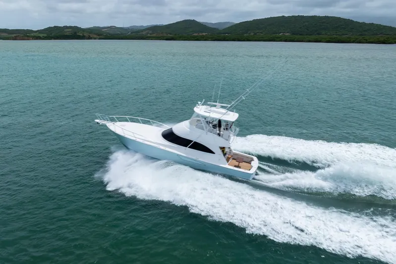 Insomnio Yacht Photos Pics 