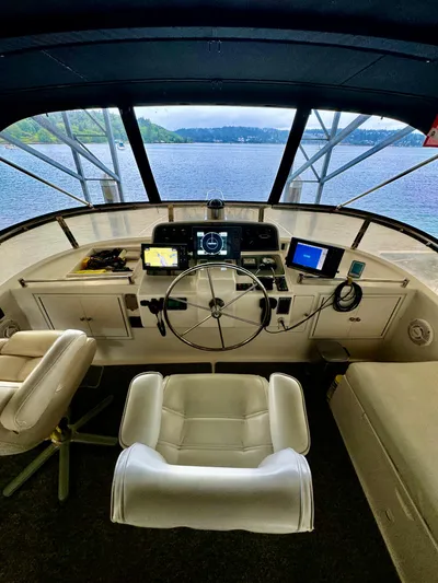 Odyssey Yacht Photos Pics Flybridge Helm