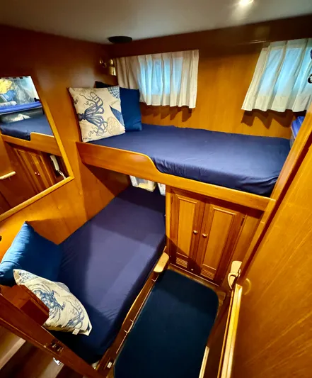 Odyssey Yacht Photos Pics Guest Stateroom