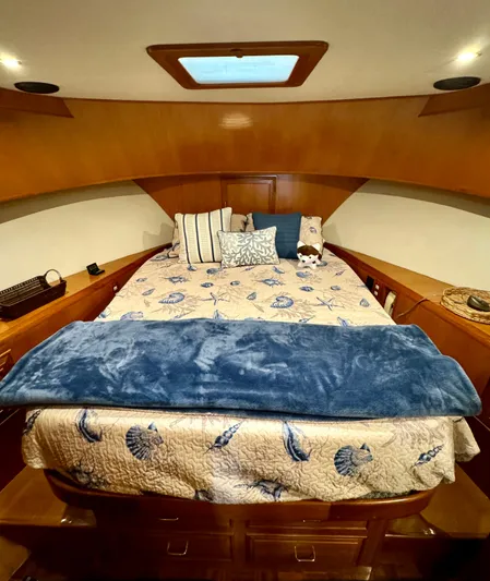 Odyssey Yacht Photos Pics Master Stateroom