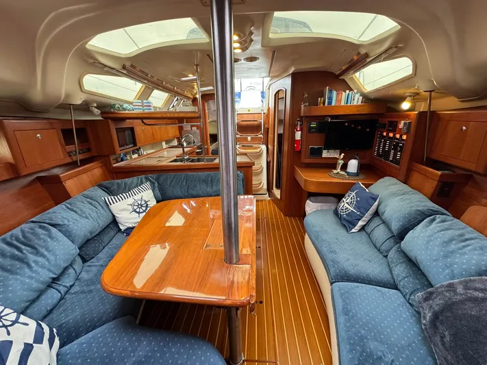 About Time Yacht Photos Pics 