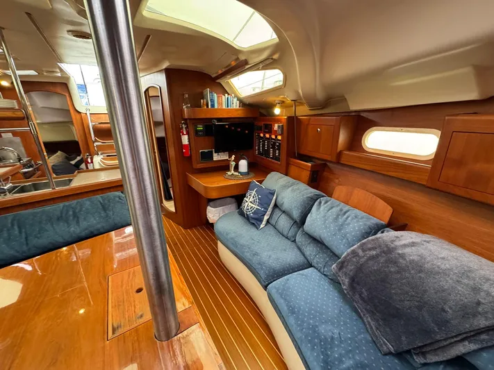 About Time Yacht Photos Pics 