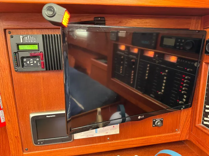 About Time Yacht Photos Pics 