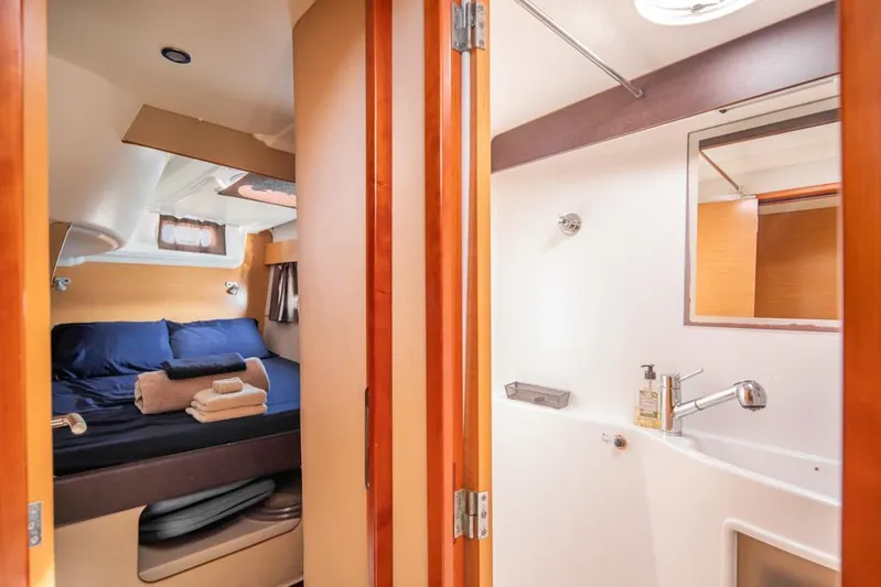 Ramble On Yacht Photos Pics 