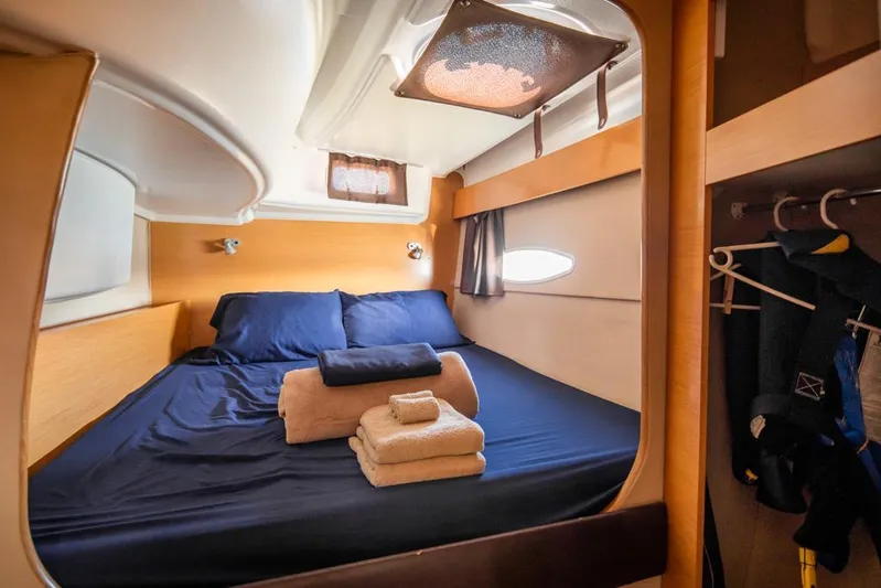 Ramble On Yacht Photos Pics 