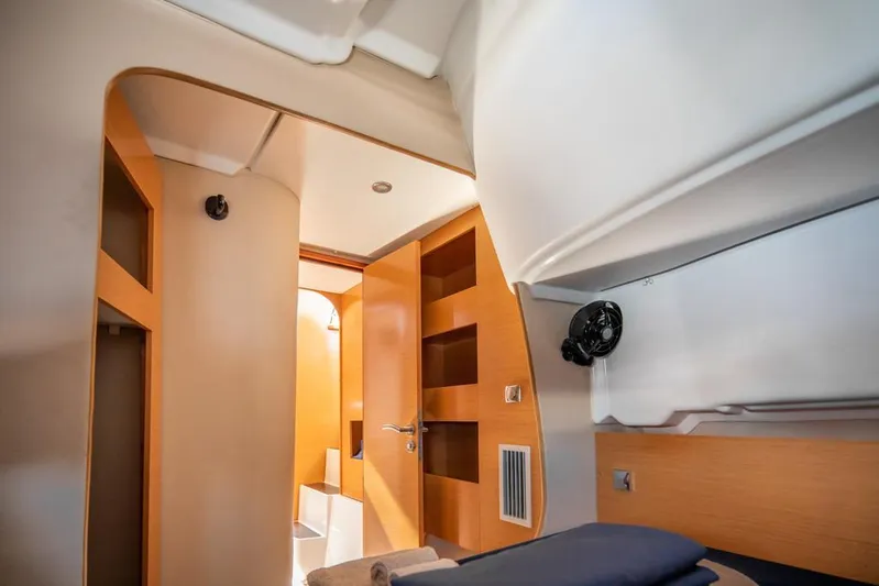 Ramble On Yacht Photos Pics 