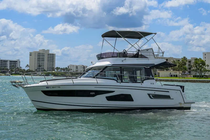 Don't Wake Me Yacht Photos Pics 