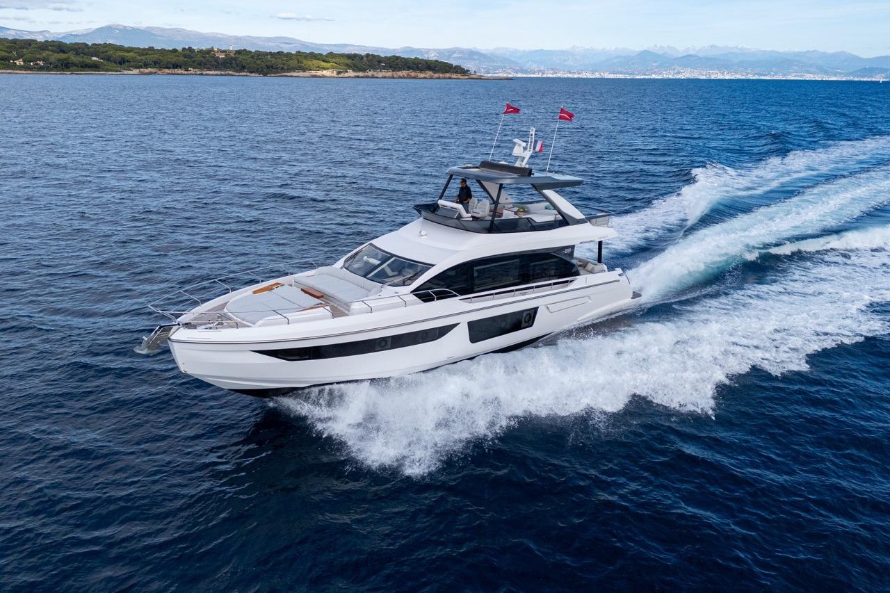 2024 Azimut Fly 68
