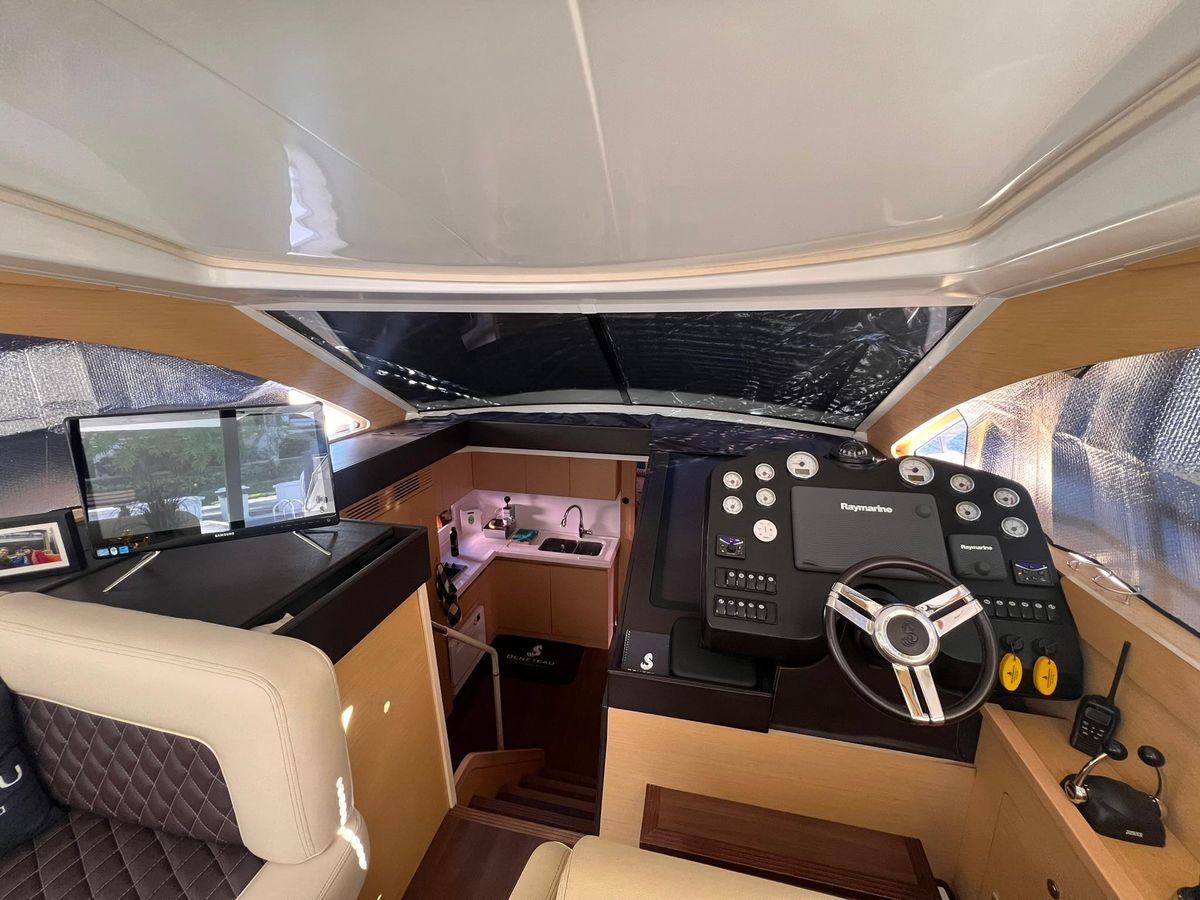 2010 Beneteau 48 
