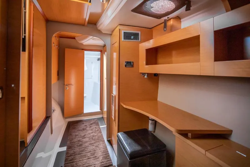 Ramble On Yacht Photos Pics 