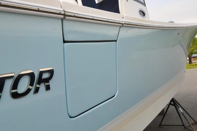 Blue Fox Yacht Photos Pics Regulator 31 - Blue Fox