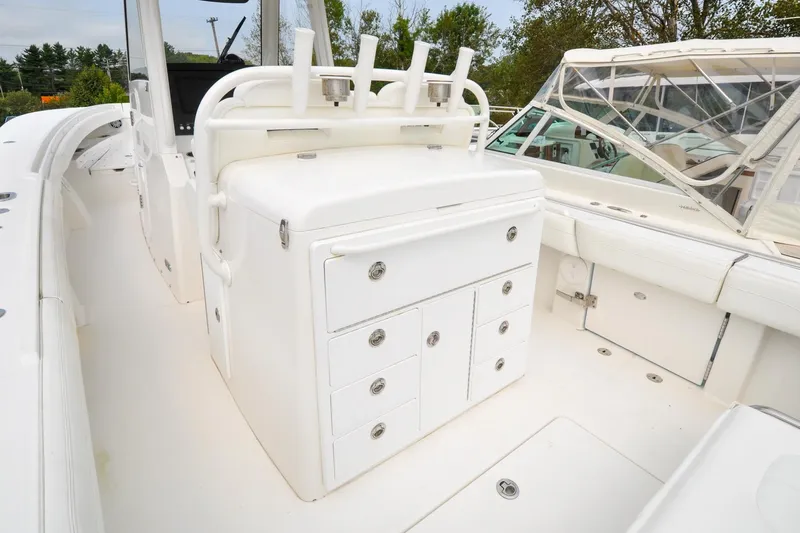 Blue Fox Yacht Photos Pics Regulator 31 - Blue Fox