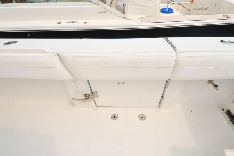 Blue Fox Yacht Photos Pics Regulator 31 - Blue Fox