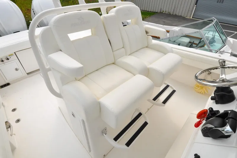 Blue Fox Yacht Photos Pics Regulator 31 - Blue Fox