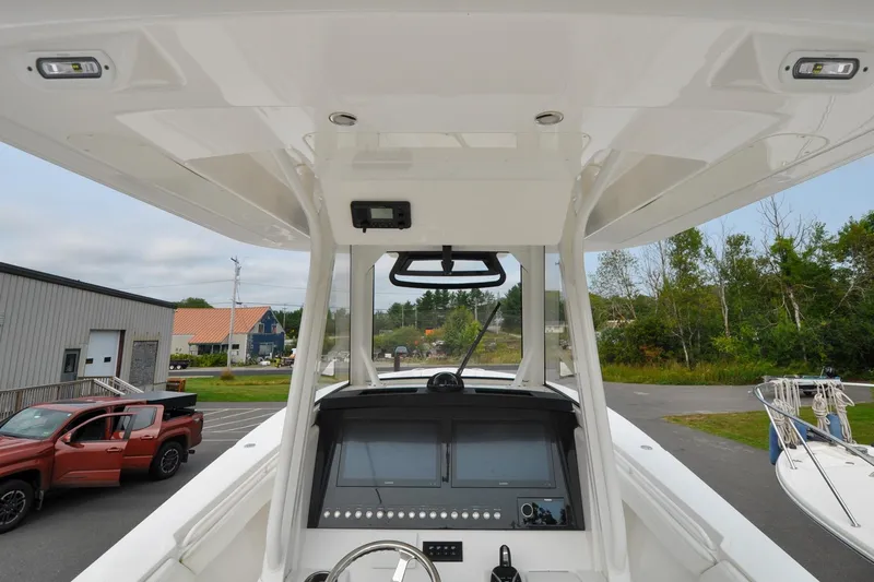 Blue Fox Yacht Photos Pics Regulator 31 - Blue Fox