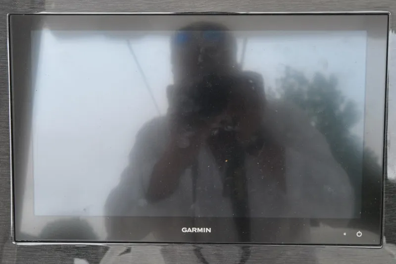 Blue Fox Yacht Photos Pics Regulator 31 - Blue Fox