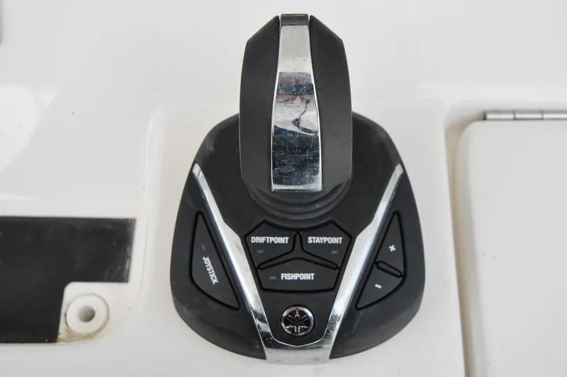 Blue Fox Yacht Photos Pics Regulator 31 - Blue Fox