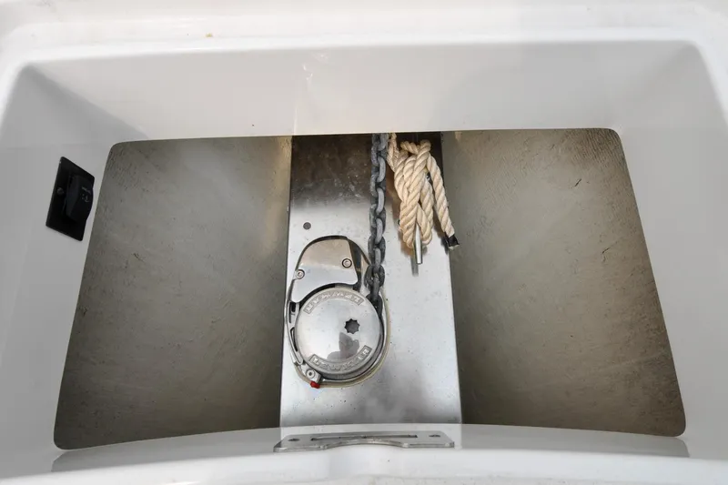 Blue Fox Yacht Photos Pics Regulator 31 - Blue Fox