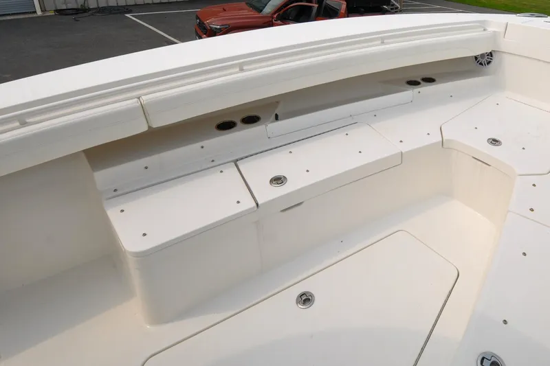 Blue Fox Yacht Photos Pics Regulator 31 - Blue Fox