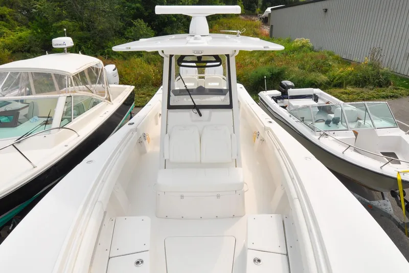 Blue Fox Yacht Photos Pics Regulator 31 - Blue Fox