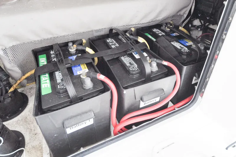 Blue Fox Yacht Photos Pics Regulator 31 - Blue Fox