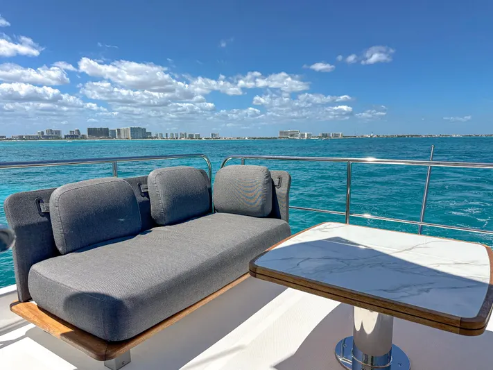 Andromeda Yacht Photos Pics 