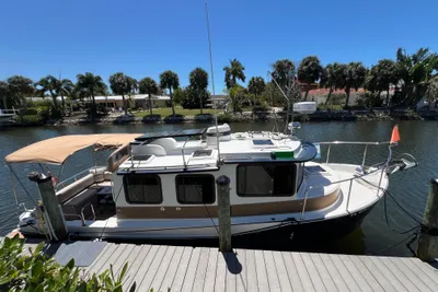 2011 Ranger Tugs R27
