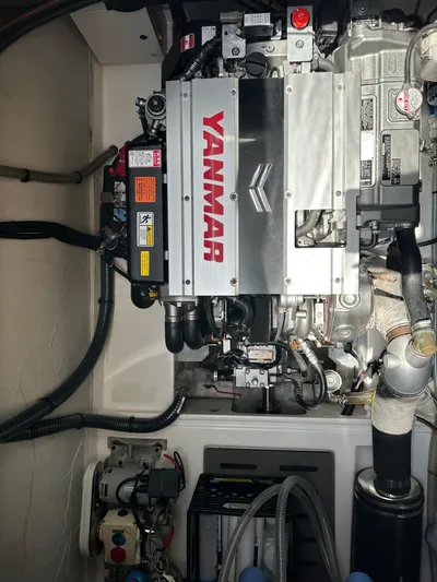 Vie Pure Yacht Photos Pics Engine room of 2021 Fountaine Pajot MY4.S with Yanmar engine.