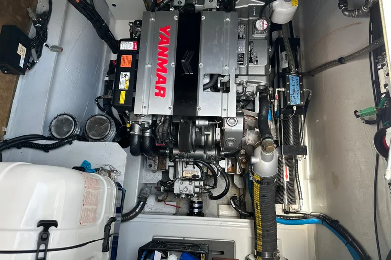 Vie Pure Yacht Photos Pics Engine compartment of 2021 Fountaine Pajot MY4.S with Yanmar engine.