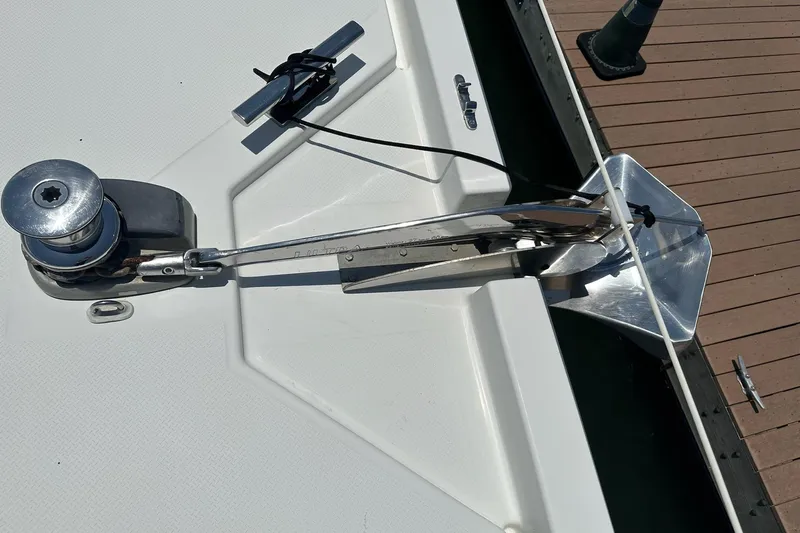 Vie Pure Yacht Photos Pics Anchor and winch on 2021 Fountaine Pajot MY4.S yacht deck.