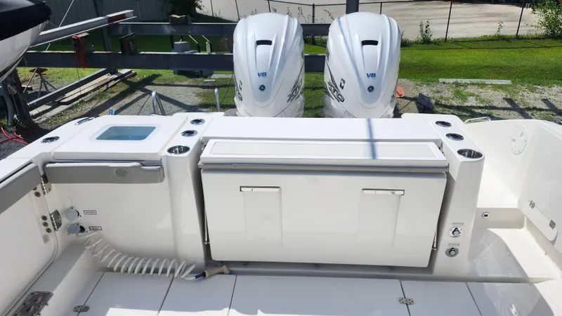 Blown Dough Yacht Photos Pics 