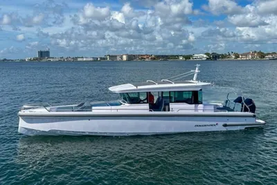Axopar 37XC CROSS CABIN