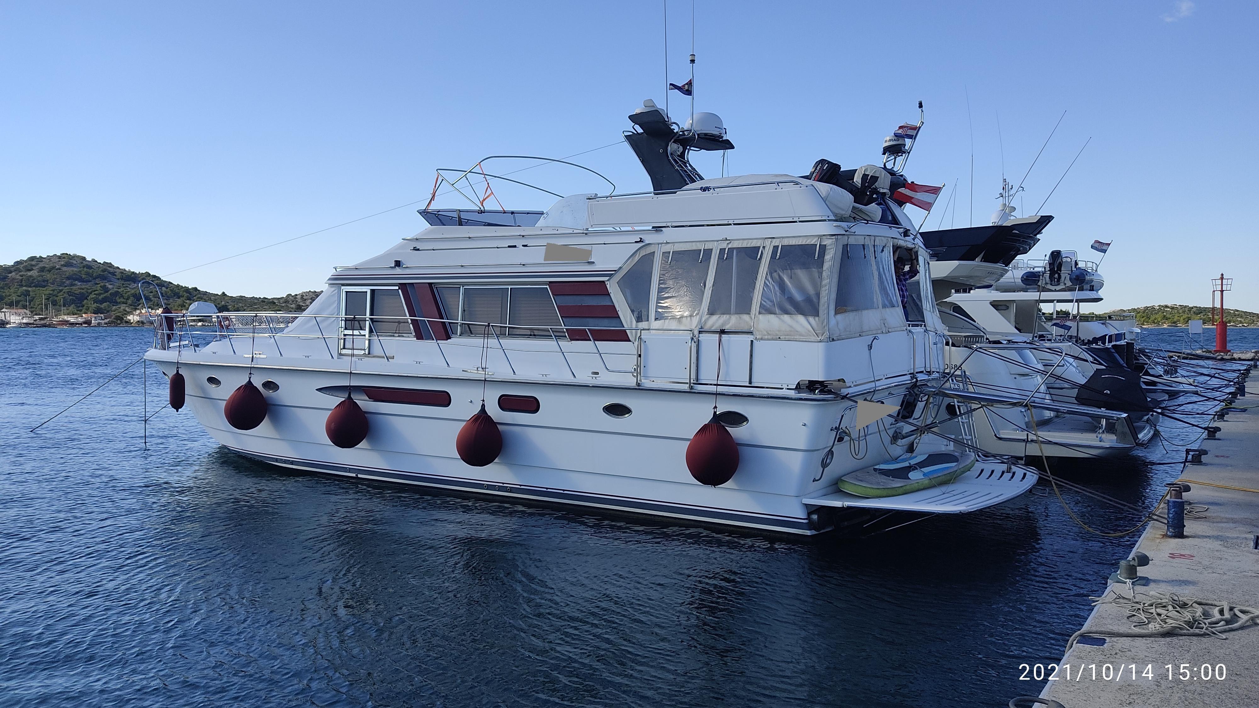 president 57 motor yacht