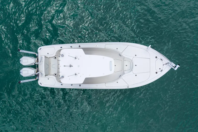  Yacht Photos Pics Overhead view of 2022 SeaVee 270Z boat on clear blue water.