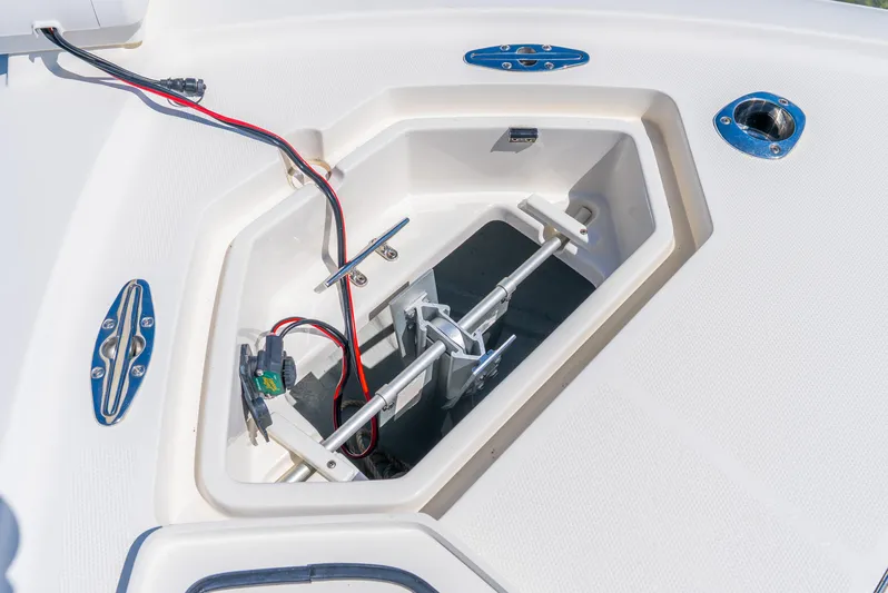  Yacht Photos Pics 2022 SeaVee 270Z boat anchor compartment with wiring and fittings.