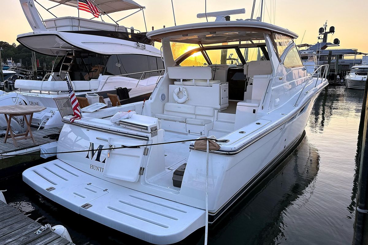 2004 Tiara Yachts 42 