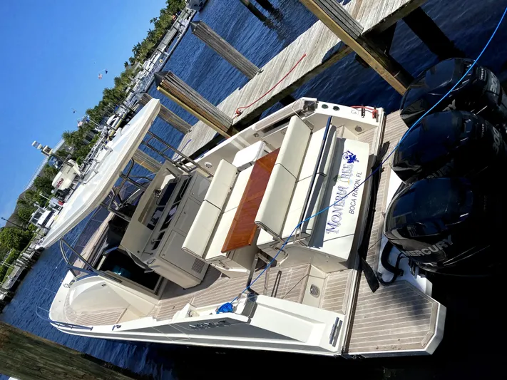 Yacht Photos Pics Azimut Atlantis Verve Outboard 2014 docked, featuring spacious seating and dual Mercury engines.