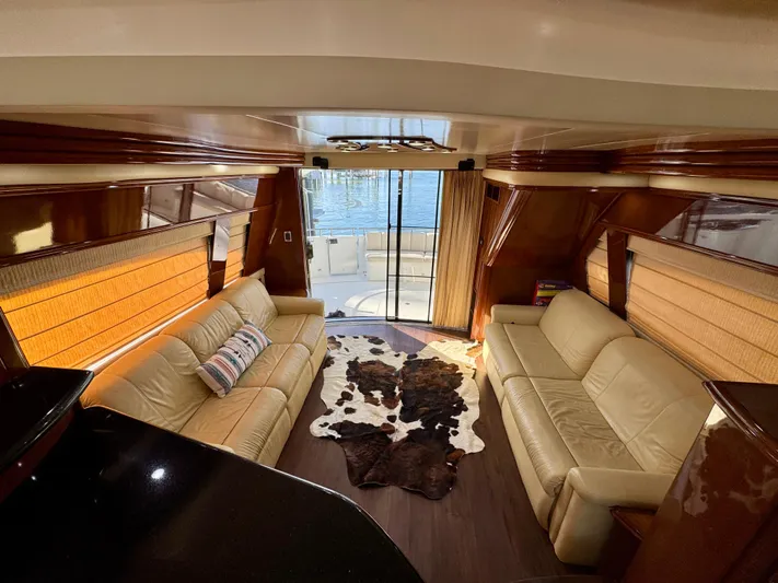 No Name Yacht Photos Pics Marquis 59 - Salon, Seating
