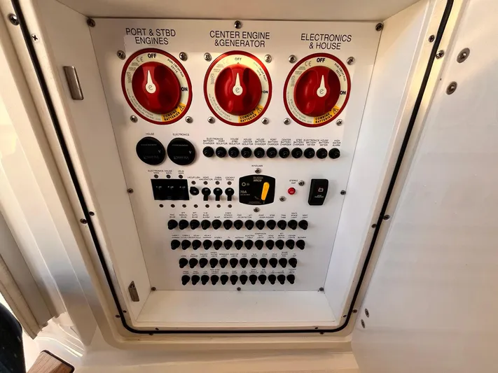 One Liner Yacht Photos Pics 