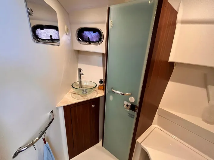 One Liner Yacht Photos Pics 