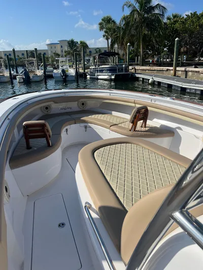 Endeavour Yacht Photos Pics 