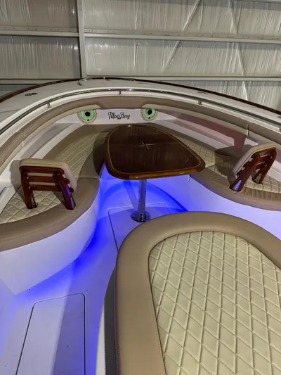 Endeavour Yacht Photos Pics 