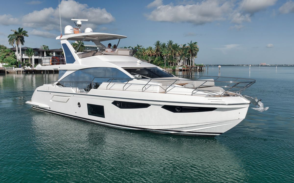 2022 Azimut 60 