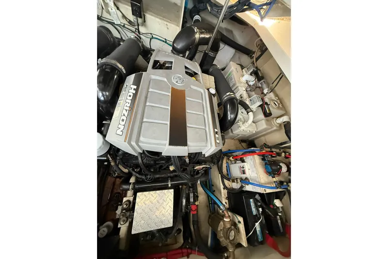  Yacht Photos Pics Engine compartment of a 2009 Sea Ray 350 Sundancer boat, featuring Horizon 8.1 engine.