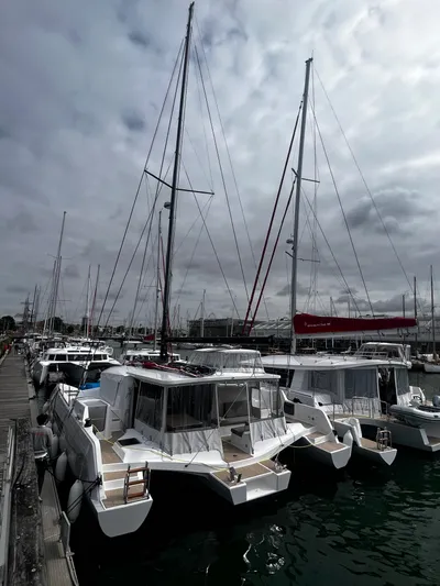  Yacht Photos Pics moored
