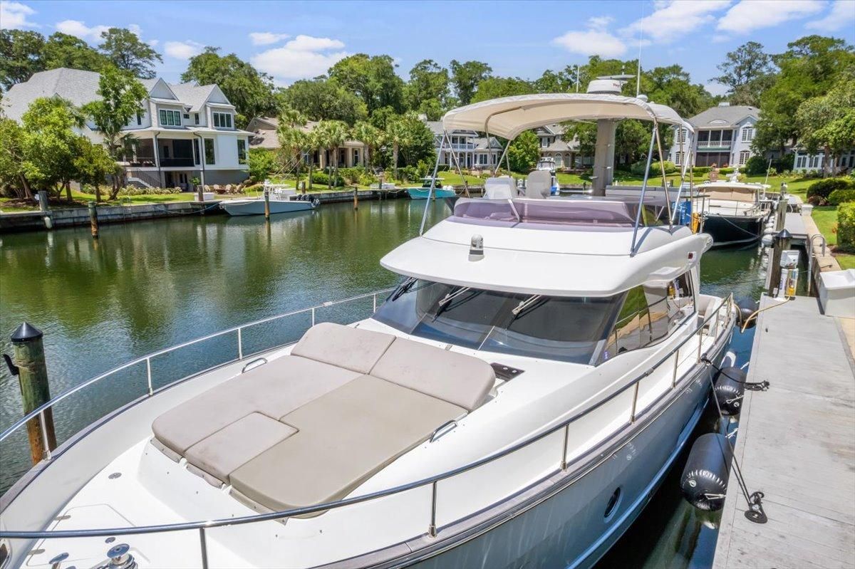 2014 Azimut 43 